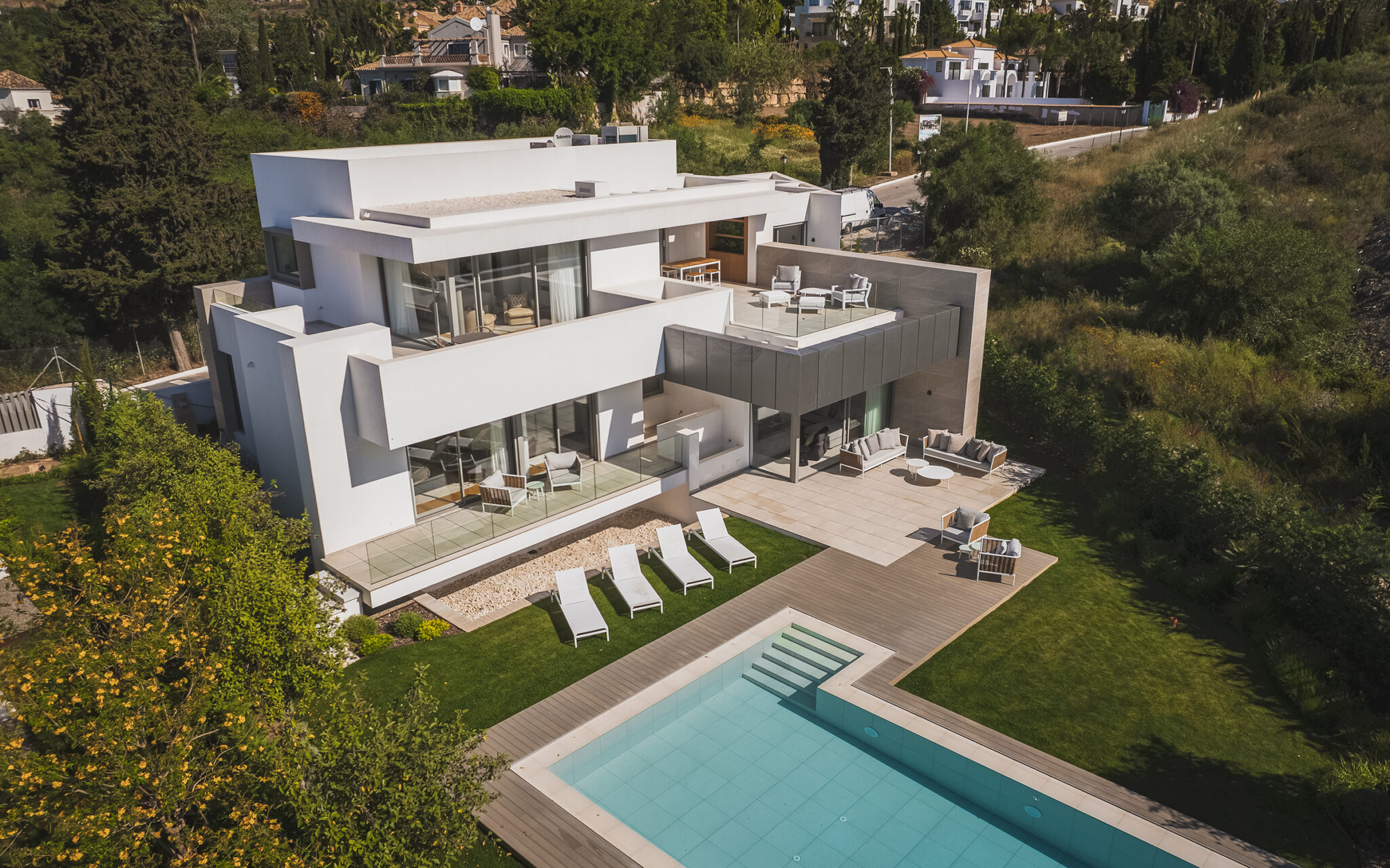 Villas - El Paraiso - Benahavis - Ref: 8018 - MPM Real Estate Buyer  Consultants Marbella