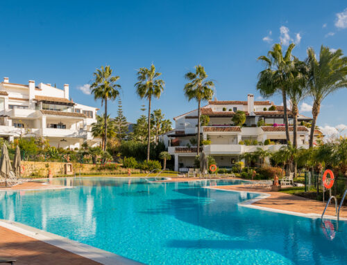Apartment – Monte Paraiso – Marbella – Ref: 8016
