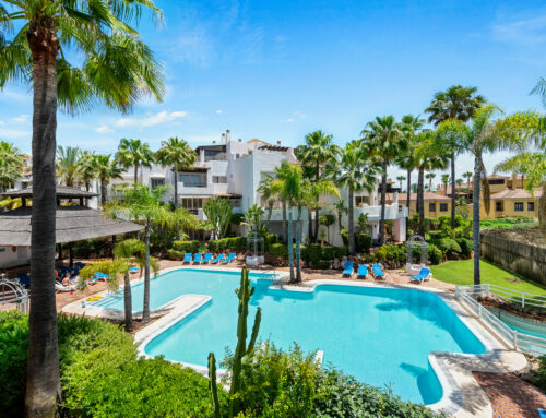 Apartment – Puerto Banus – Marbella – Ref: 8009