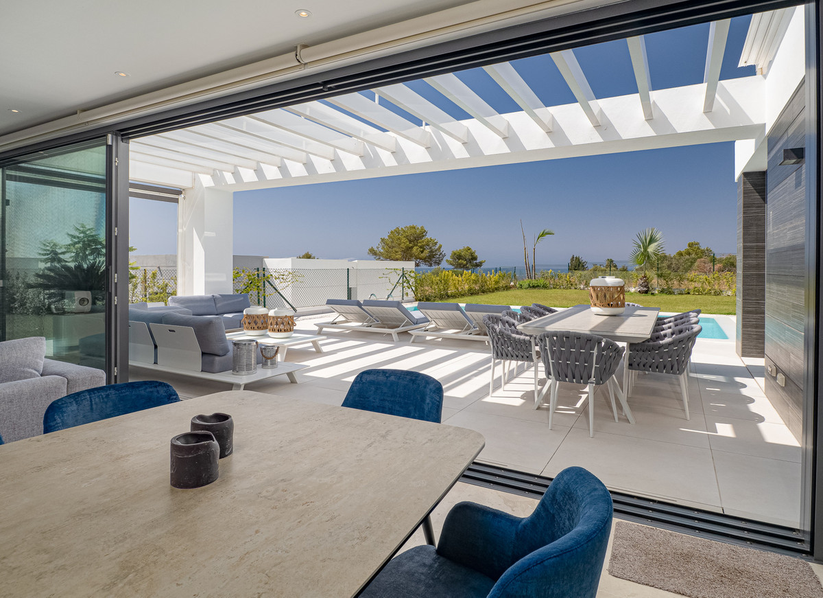 modern villa for sale marbella cabopino