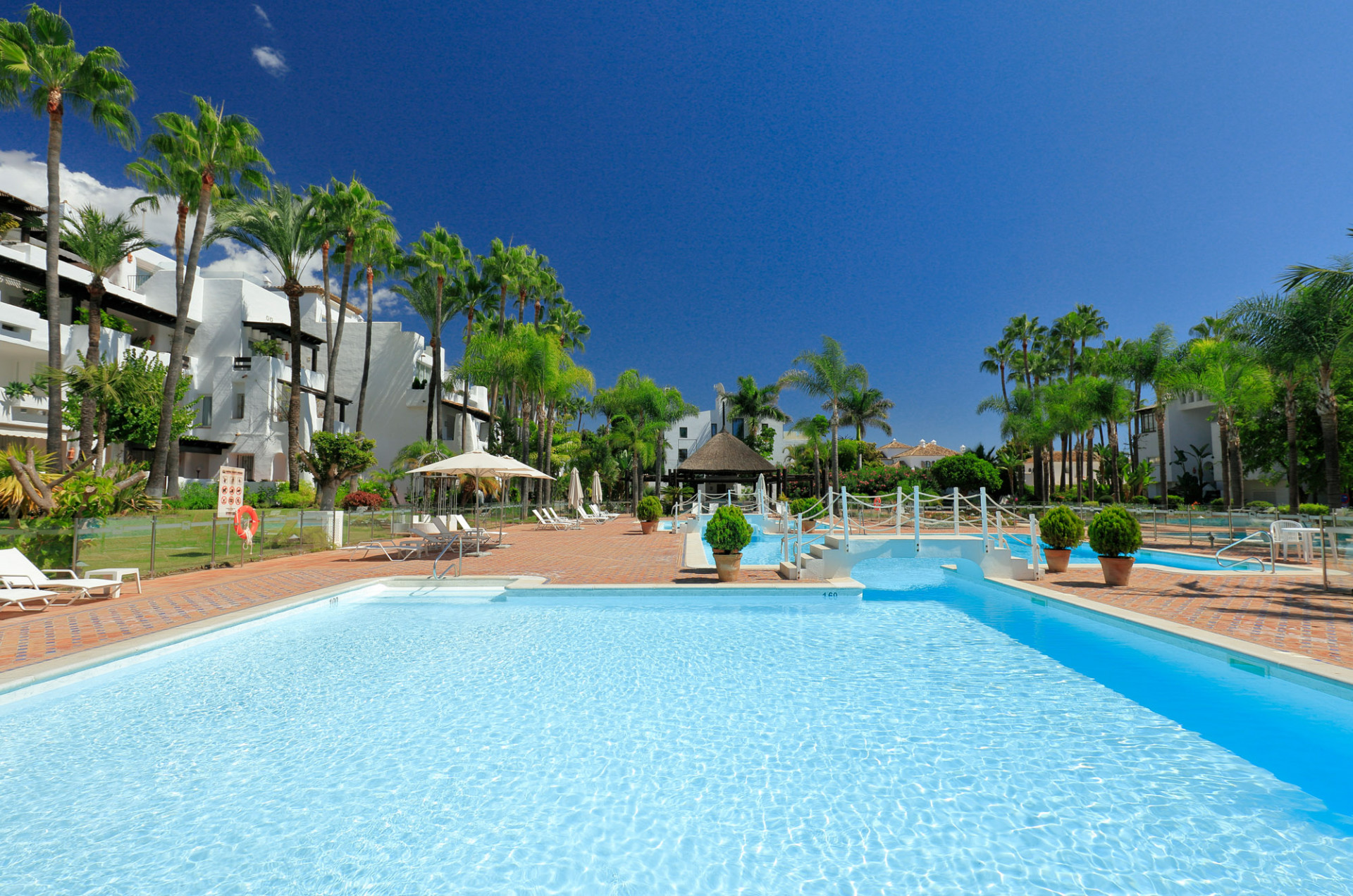 front line beach apartment for sale marbella