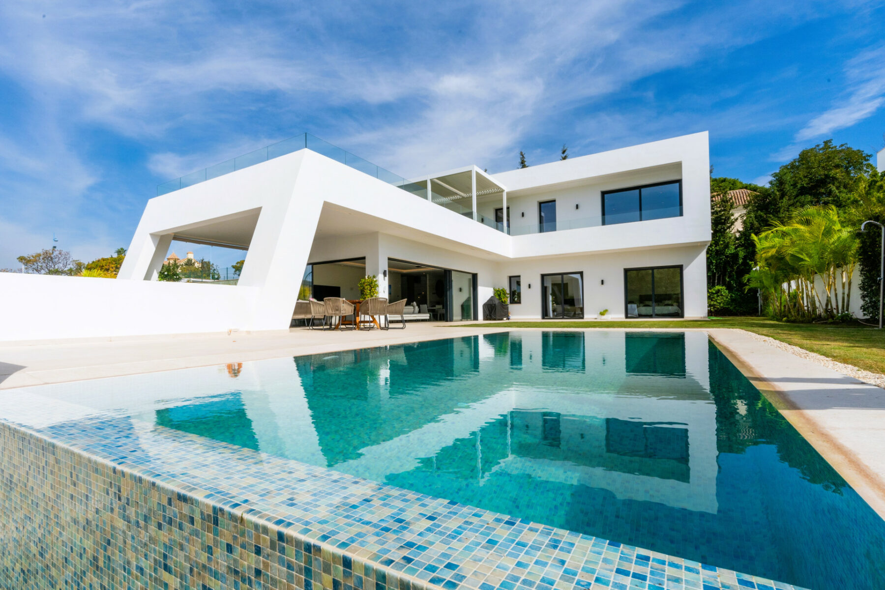 luxury villa for sale marbella san pedro