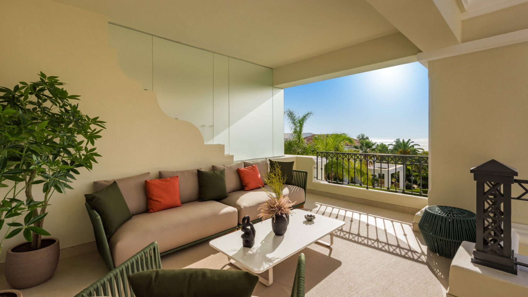 kuxury apartment for sale marbella golden mile