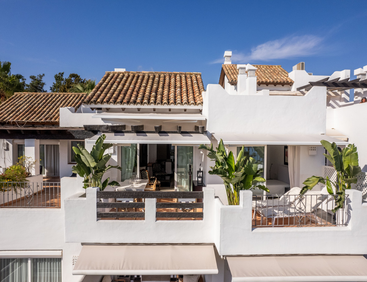 luxury apartment for sale estepona beach