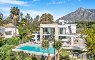 luxury villa for sale marbella golden mile puente romano