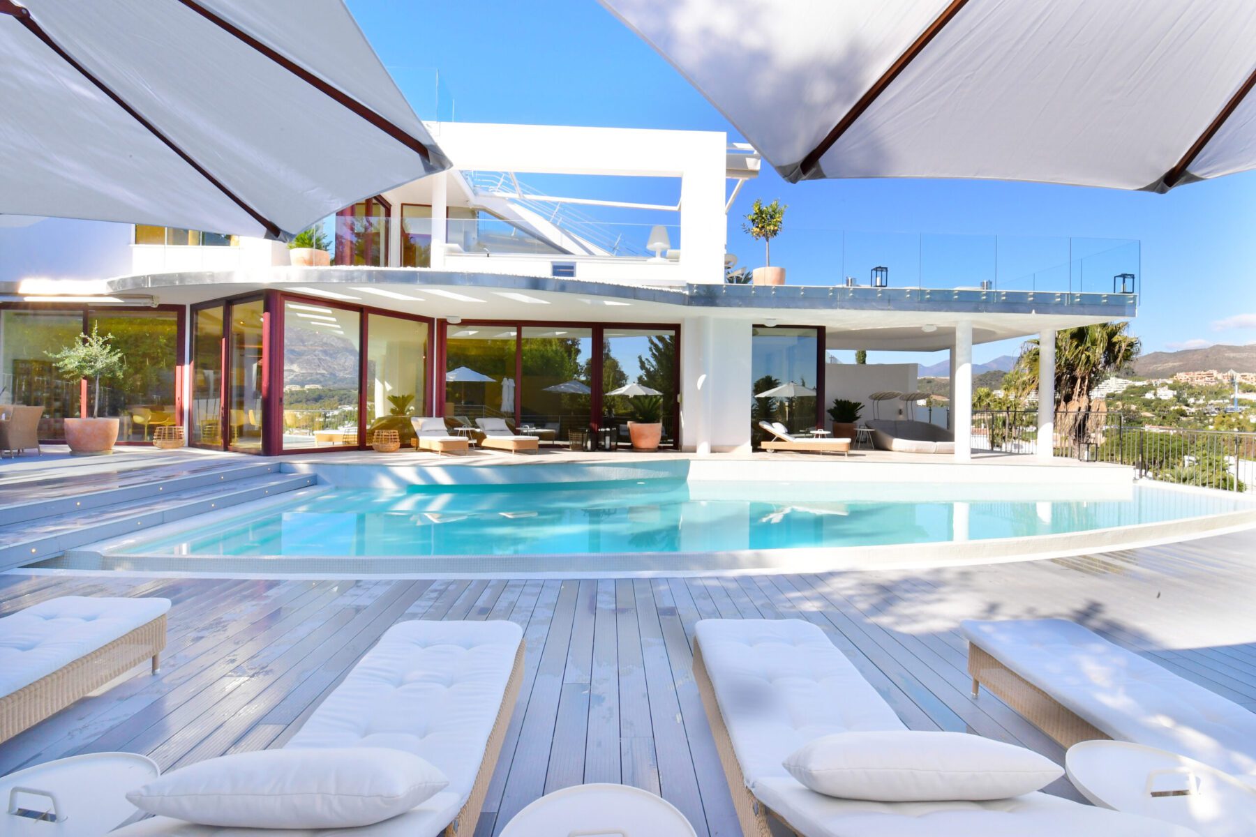 modern villa for sale marbella