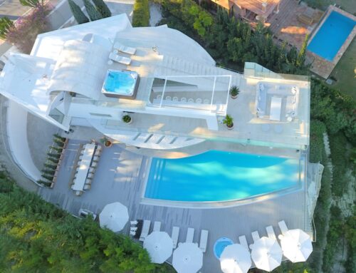 Vivre sur le Golden Mile de Marbella : qu’est-ce qui en fait la destination de luxe ultime ?