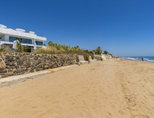 Villa – Marbella East – Ref: 8617